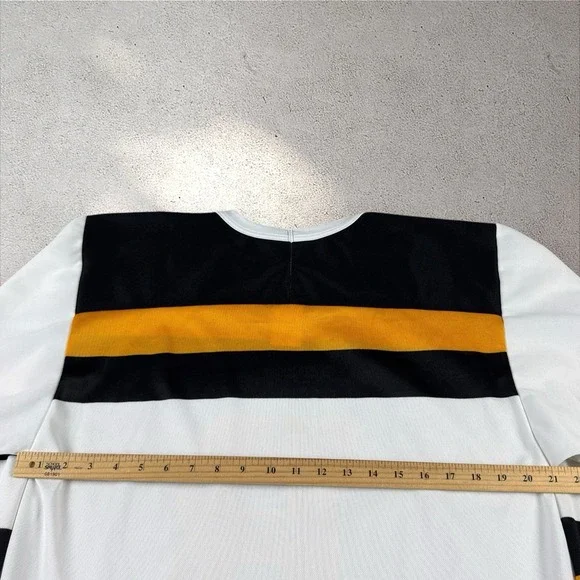 Vintage 90s NHL Boston Bruins Turn Back The Clock Jersey Sz M CCM Maska Hockey - Picture 5 of 5